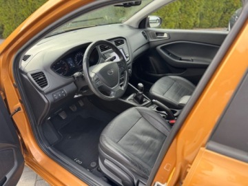 Hyundai i20 I Hatchback 5d Facelifting 1.2 DOHC 85KM 2015 Hyundai i20 1.2 Benzyna Pierwszy Wlasciciel Bogata Wersja 1.2 Benzyna, zdjęcie 10