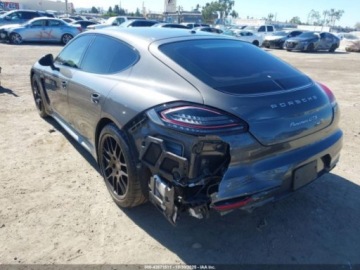 Porsche Panamera I Limuzyna Facelifting 4.8 440KM 2016 Porsche Panamera GTS 2016 4.8l 4.8 Benzyna 440KM, zdjęcie 3