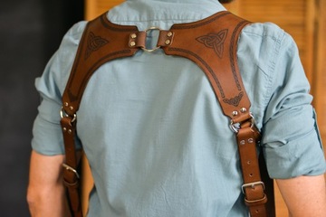 Кожаные фотографические подтяжки CH. Модель «КЕЛЬТ».