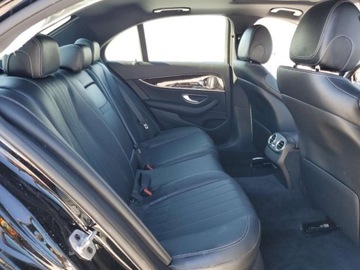 Mercedes Klasa E W213 2021 Mercedes-Benz Klasa E 350 4Matic 2021 2.0l 2.0 Benzyna 255KM, zdjęcie 10