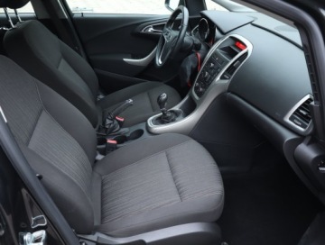 Opel Astra J Sports Tourer Facelifting 1.4 Turbo ECOTEC 120KM 2012 Opel Astra 1.4 T, Klima, Klimatronic, Tempomat, zdjęcie 8