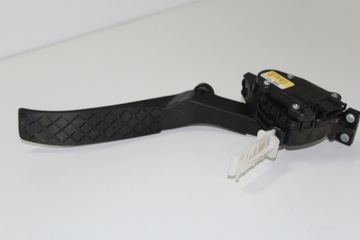 AUDI Q7 4L 3.0 TDI pedał potencjometr gazu