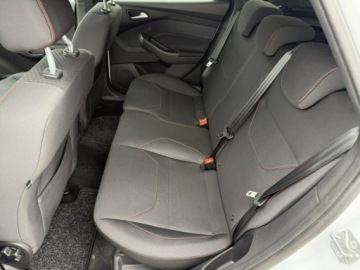 Ford Focus III Kombi Facelifting 1.0 EcoBoost 140KM 2018 Ford Focus ST-Line*Navi* Tylko 85000km!, zdjęcie 21