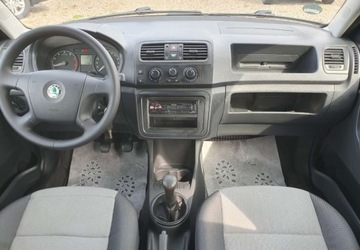 Skoda Fabia II Kombi 1.4 i 16V 85KM 2009 Skoda Fabia 1.4MPi 86KM Kombi Klima 1.4 Benzyna 86KM, zdjęcie 7