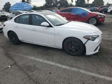 Alfa Romeo Giulia II Sedan Facelifting 2.0 Turbo 280KM 2022 Alfa Romeo Giulia Super 2022 2.0l 2.0 Benzyna 280KM, zdjęcie 4