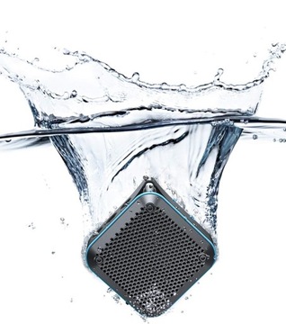 БЕСПРОВОДНОЙ ВОДОНЕПРОНИЦАЕМЫЙ ДИНАМИК BLUETOOTH