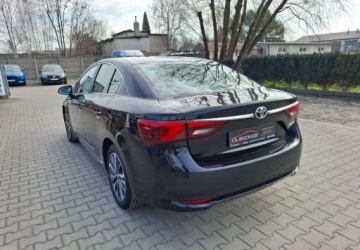 Toyota Avensis III Sedan Facelifting 2015 2.0 D-4D 143KM 2017 Toyota Avensis Toyota Avensis 2.0 Diesel 143KM, zdjęcie 28