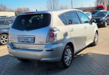 Toyota Corolla Verso E120 1.8 VVT-i 130KM 2006 Toyota Corolla Verso 1,8 Ben 130 KM 1.8 Benzyna 130KM, zdjęcie 2