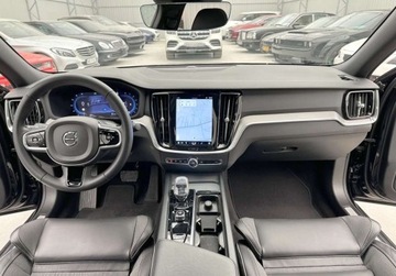 Volvo S60 III Sedan Facelifting 2.0 B5 250KM 2024 Volvo S60 4X4 S60 PLUS DARK 2.0 BENZ 250 KM 2024r Warszawa 2.0 Benzyna, zdjęcie 6