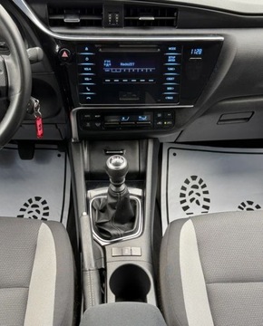 Toyota Auris II Touring Sports Facelifting 1.4 D-4D 90KM 2015 Toyota Auris Salon Polska. Serwis ASO, FV-VAT 23 1.4 Diesel 90KM, zdjęcie 5
