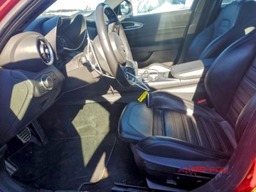 Alfa Romeo Giulia II Sedan Facelifting 2.0 Turbo 280KM 2020 Alfa Romeo Giulia 2020 r.,2,0L TI 2.0 Benzyna 280KM, zdjęcie 8