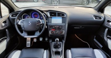 DS 4 I Hatchback (Citroen) 1.6 THP 200KM 2011 Citroen DS4 1.6i 200kM Led Navi Masaze Skory Tempomat Czujniki Blis GWARAN, zdjęcie 4