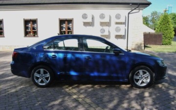 Volkswagen Jetta VI Sedan 2.0 TDI CR DPF 140KM 2014 Volkswagen Jetta GWARANCJA, 2014r, 2.0 TDI 140KM, Niski przebieg, Ladnie u, zdjęcie 6