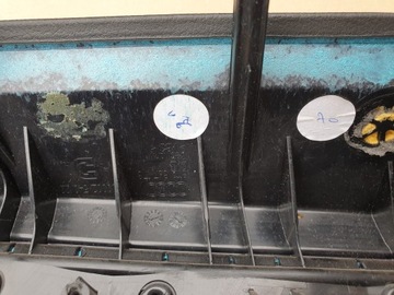 РУЧКА БОКОВОГО ПОДЛОКОТНИКА ДВЕРИ AUDI A5 8T COUPE