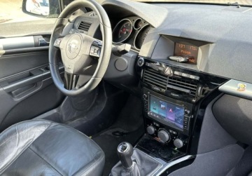 Opel Astra H Cabrio 1.9 CDTI 150KM 2008 Opel Astra Opel Astra 1.9 CDTI 149KM Diesel 2008 1.9 Diesel 150KM, zdjęcie 6