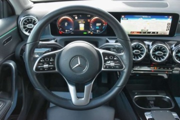 Mercedes Klasa A W177/V177 Hatchback 1.3 200 163KM 2020 Mercedes-Benz Klasa A MERCEDES A250E 163KM 8G-TRONIK LED Virtual Gwarancja, zdjęcie 27