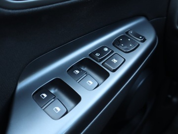 Hyundai Kona I Crossover 1.0 T-GDI 120KM 2018 Hyundai Kona 1.0 T-GDI, Salon Polska, zdjęcie 12