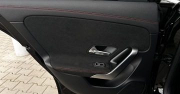 Mercedes CLA C118/X118 Coupe Facelifting 1.3 180 136KM 2024 Mercedes-Benz CLA Salon PL AMG Line Kamera Czujniki MBUX Carplay Android A, zdjęcie 23