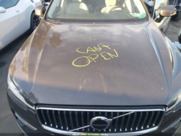 Volvo XC60 II 2022 Volvo XC 60 B5 Inscription 2022 2.0 Benzyna 247KM, zdjęcie 8