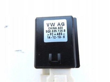 HNÍZDO PORT USB AUDI VW SEAT SKODA 5Q0035726B VAG OE
