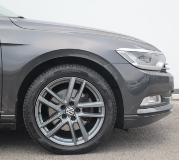 Volkswagen Passat B8 Limousine 2.0 TDI BlueMotion SCR 150KM 2019 VW Passat 2.0 TDI, Salon Polska, Automat, VAT 23%, zdjęcie 14