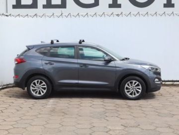 Hyundai Tucson III SUV 1.7 CRDi 141KM 2016 Hyundai Tucson 1.7 CRDi, Salon Polska, zdjęcie 5
