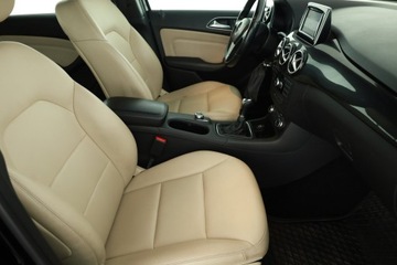 Mercedes Klasa B W246 Sports Tourer 180 BlueEFFICIENCY 122KM 2012 Mercedes B B 180, Salon Polska, Skóra, Klima, zdjęcie 6