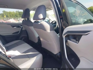 Toyota RAV4 V 2021 Toyota RAV4 2021r., 2.5L 2.5 Benzyna 203KM, zdjęcie 9