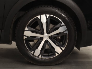 Peugeot 3008 II Crossover 1.2 PureTech 130KM 2019 Peugeot 3008 1.2 PureTech, Salon Polska, zdjęcie 14