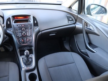 Opel Astra J Hatchback 5d Facelifting 1.6 Twinport ECOTEC 115KM 2014 Opel Astra 1.6 16V, Salon Polska, Serwis ASO, GAZ, zdjęcie 7