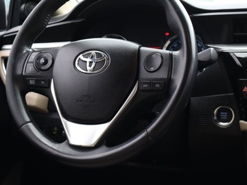 Toyota Corolla X Sedan Facelifting 1.6 Valvematic 132KM 2014 Toyota Corolla 1.6 Valvematic, Salon Polska, GAZ, zdjęcie 18