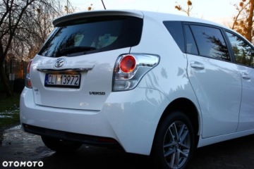 Toyota Verso Minivan Facelifting 1.6 D-4D 112KM 2015 Toyota Verso Toyota Verso 1.6 D-4D 7-Sitzer StartStop Skyview Edition 1.6, zdjęcie 12