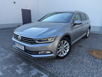 Volkswagen Passat B8 Variant 1.8 TSI BlueMotion Technology 180KM 2015 Volkswagen Passat Highline Digital Full LED DSG W-wa