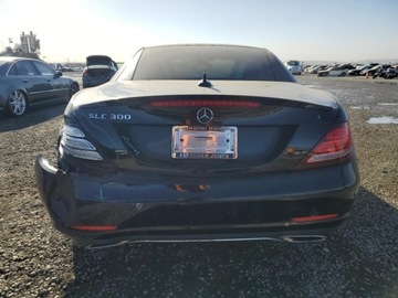 Mercedes SLC 2018 Mercedes-Benz SLC 300 2018 2.0l 2.0 Benzyna 241KM, zdjęcie 2