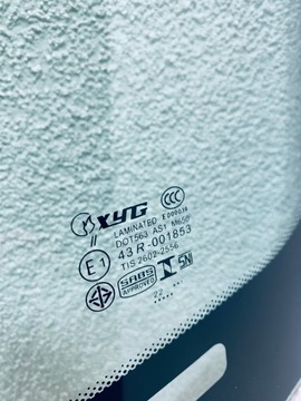 SKLO (OKNO) ČELNÍ HONDA S2000 ROADSTER 1999-2009