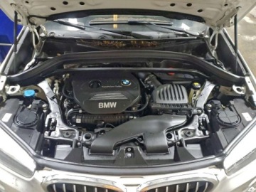 BMW X1 F48 2017 BMW X1 2017 BMW X1 XDRIVE28I 2.0 Benzyna 228KM, zdjęcie 10