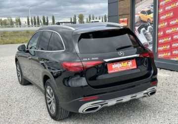 Mercedes GLC C254/X254 2024 Mercedes-Benz GLC GLC 300 2.0 Benz 245 km 2024r 7.000 km Warszawa 2.0, zdjęcie 5