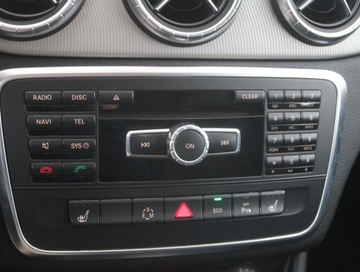 Mercedes CLA C117 Coupe 1.6 200 156KM 2014 Mercedes CLA 200, Salon Polska, Automat, Skóra, zdjęcie 12