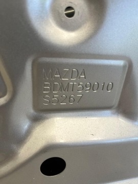 DVEŘE LEVÉ PŘEDNÍ BP MAZDA 3 IV 2019-