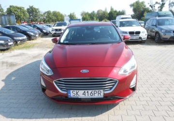 Ford Focus III Hatchback 5d facelifting 1.0 EcoBoost 100KM 2018 Ford Focus Ford Focus 1.0 benzyna 101 KM Benzyna 101KM, zdjęcie 1