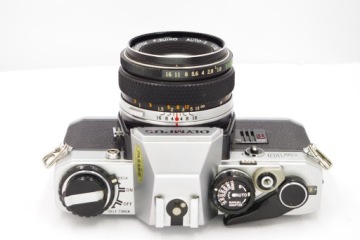 OLYMPUS OM10 + Olympus ZUIKO Auto-S 50 мм 1:1,8 Состояние Отличное состояние