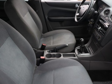 Ford Focus II Focus C-Max 1.6 TDCi 109KM 2005 Ford Focus 1.6 TDCi, HAK, Klima, Klimatronic,ALU, zdjęcie 8