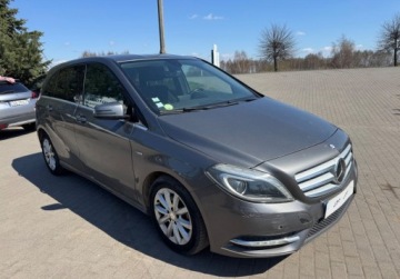 Mercedes Klasa B W246 Sports Tourer 180 CDI BlueEFFICIENCY 109KM 2012 Mercedes-Benz Klasa B 180 CDI 2012r automat bixenon LED Navi kamera, zdjęcie 3