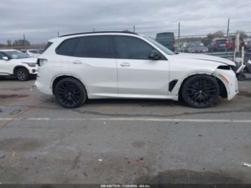 BMW X5 G05 2025 BMW X5 M60i 2025 4.4l 4.4 Benzyna 523KM, zdjęcie 6