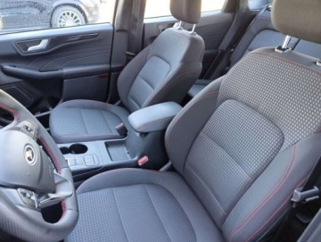 Ford Kuga III SUV 2,0 EcoBlue 120KM 2023 Ford Kuga 2.0 ecoBlue ST-Line X AWD Pakiet Winter 2.0 Diesel 120KM, zdjęcie 17