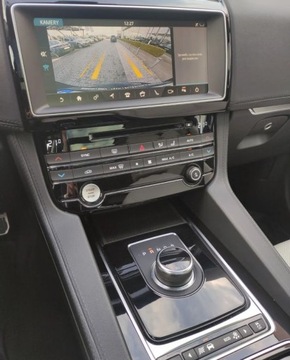 Jaguar F-Pace SUV 2.0 i4P 300KM 2018 Jaguar F-Pace 2.0 300KM Auto AWD Portfolio FV23 2.0 Benzyna 300KM, zdjęcie 20