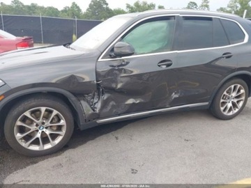 BMW X5 G05 2021 BMW X5 Xdrive 40i 3.0 Benzyna 335KM, zdjęcie 3