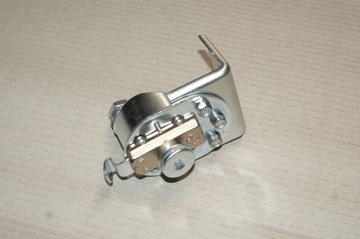 Uchwyt i wyłącznik masy GAZ 69 UAZ 469 452 66 67