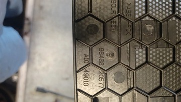 KRYT VENTILACE STŘEDNÍ PEUGEOT 407 SW 9646820577