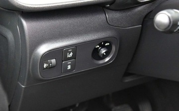 Citroen C3 III Hatchback 1.2 PureTech 110KM 2018 Citroen C3 1.2 i Gwarancja 1 rok Led Tempomat Asystent pasa ruchu, zdjęcie 22